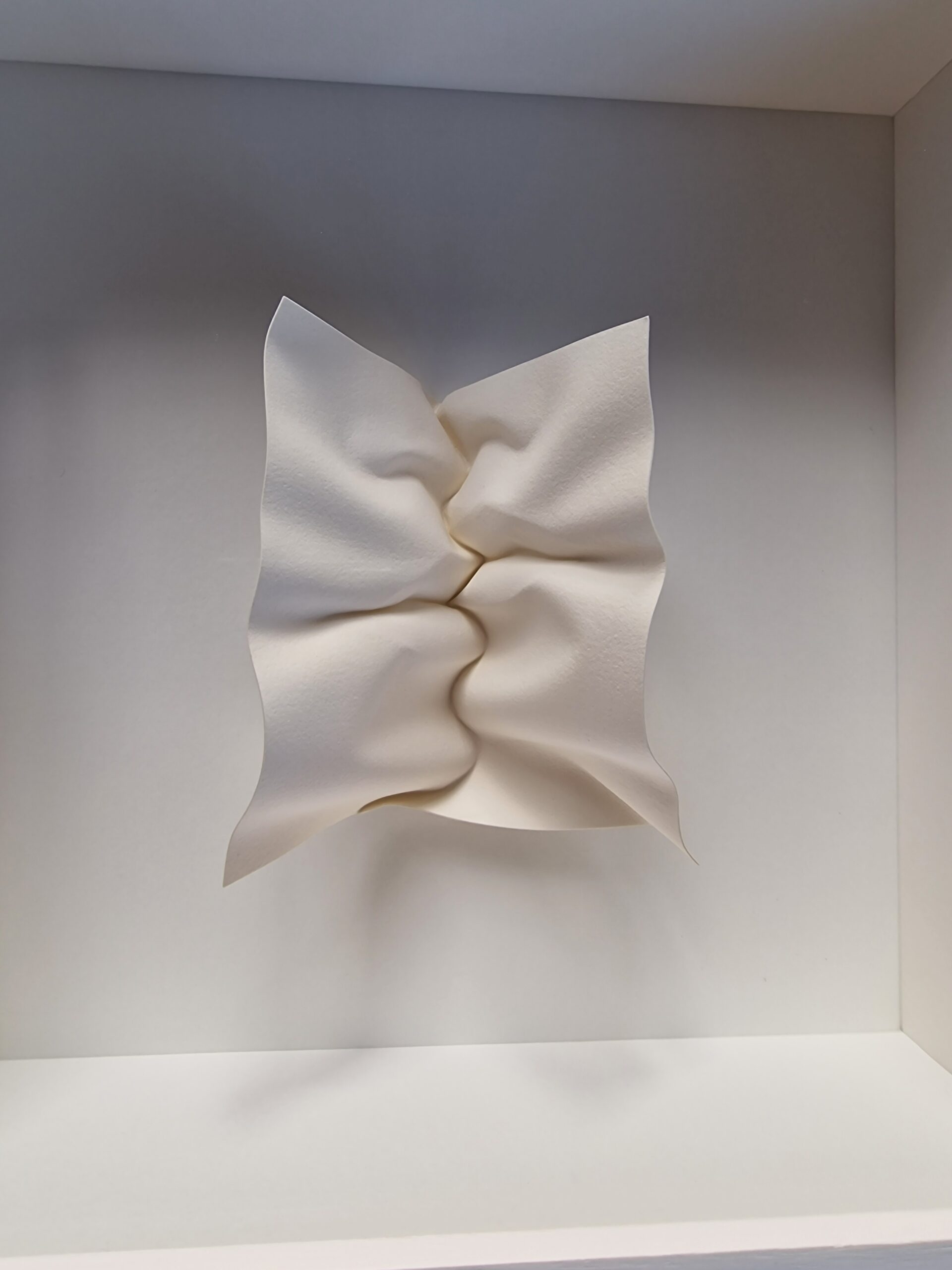 Framed Paper Kiss 02 - Image 5